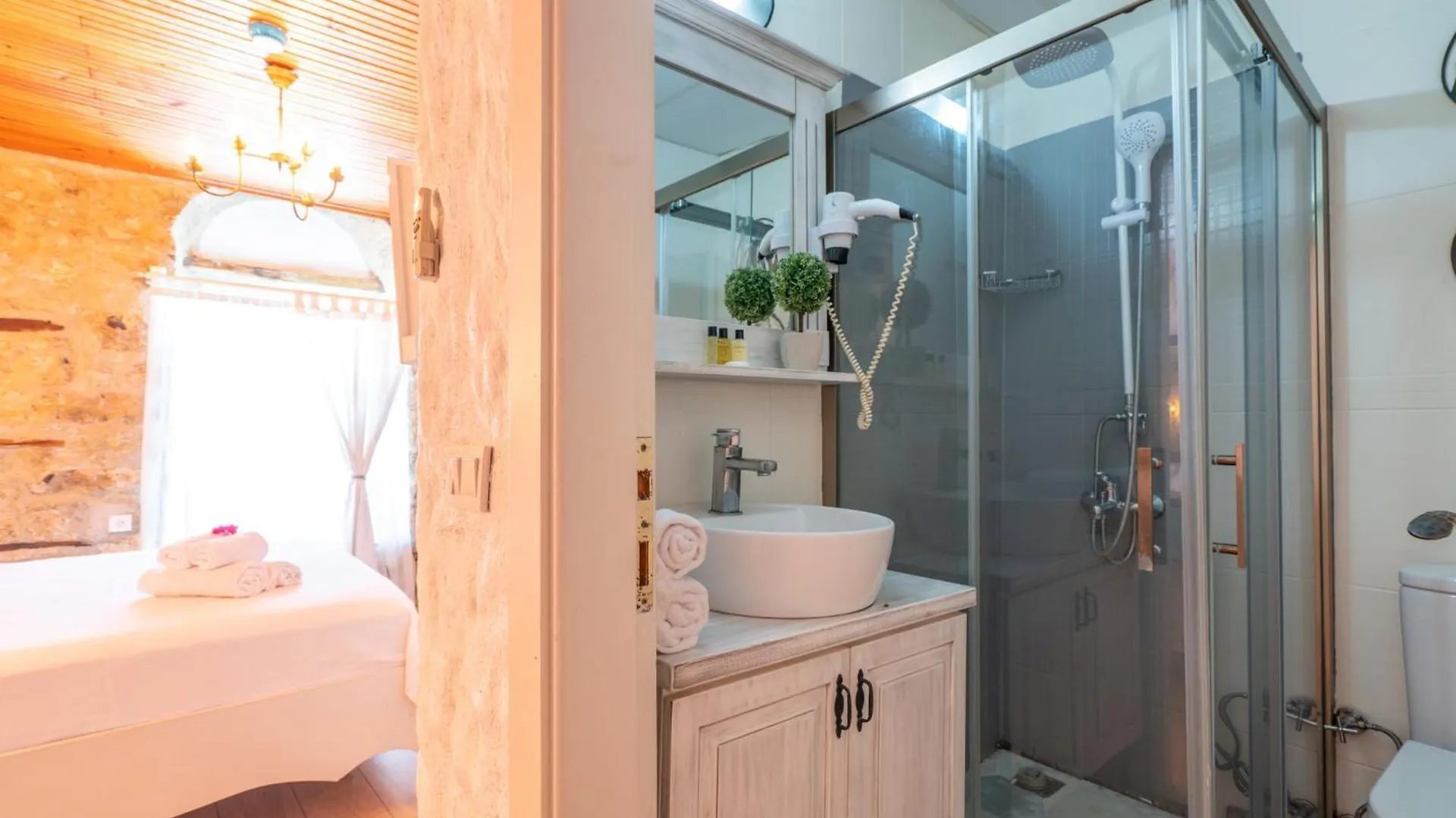 Imerek Tas Ev Otel Алачати