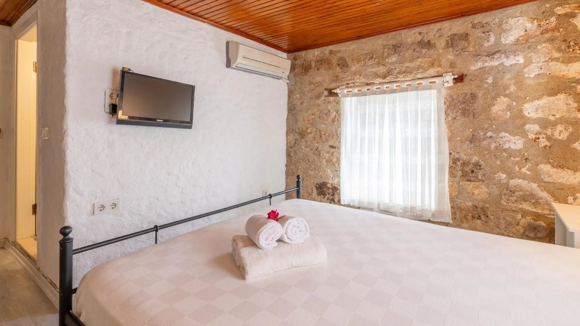Apartahotel Imerek Tas Ev Otel Alaçatı Turquía
